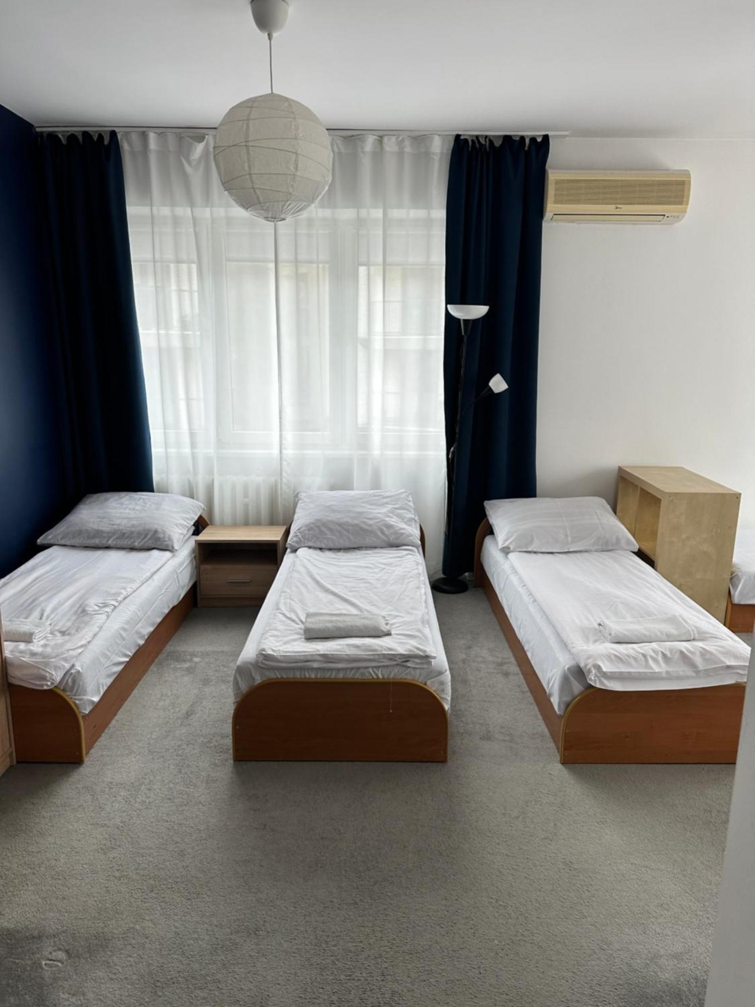 Hostel Demi Kraków Exteriör bild